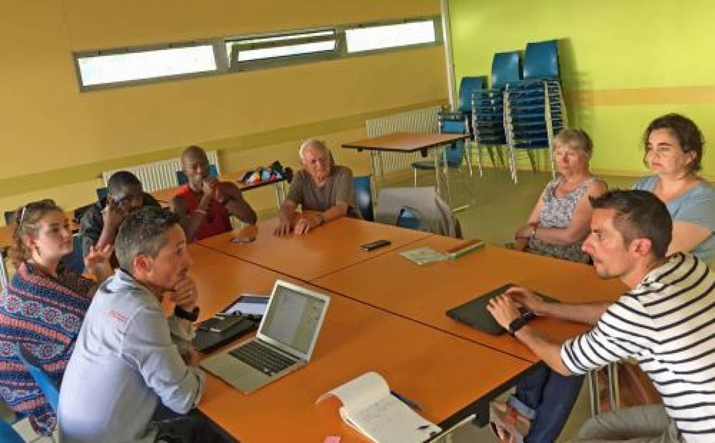 Les tablettes sortent de l’école 