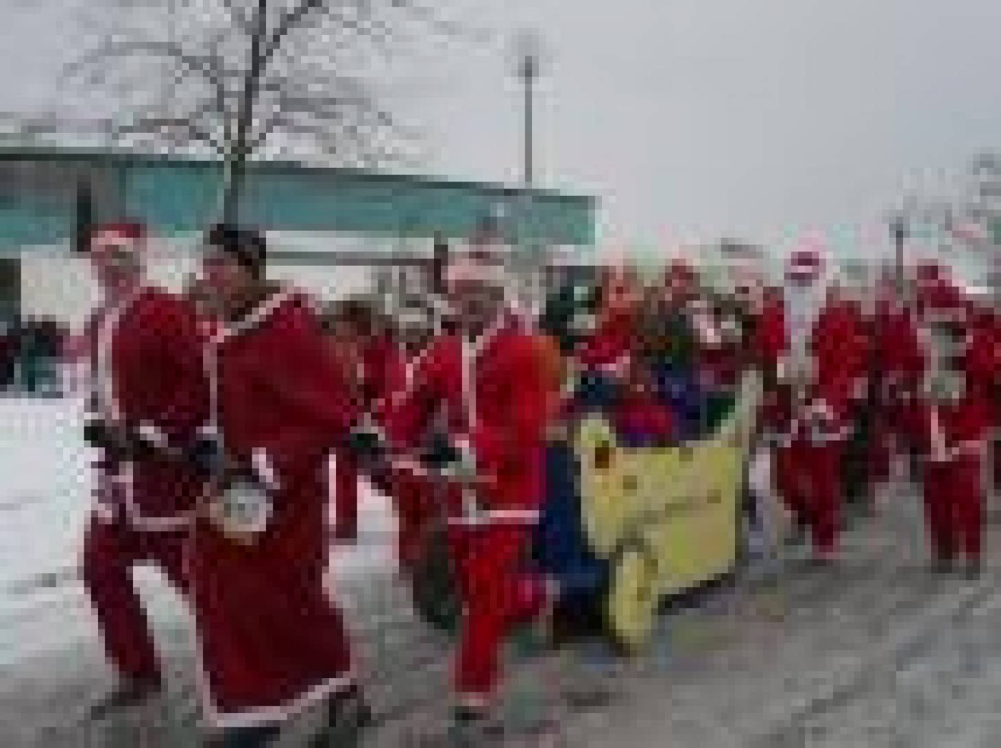 600 Pères Noël à Saint-Benoît