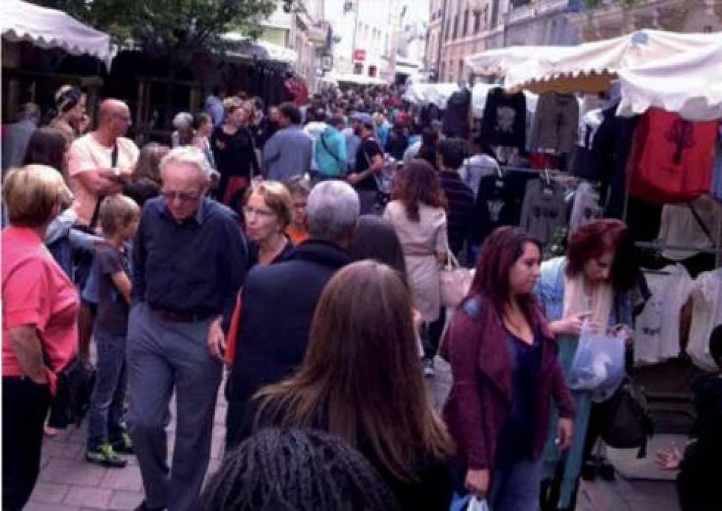 Une braderie en mode rentrée