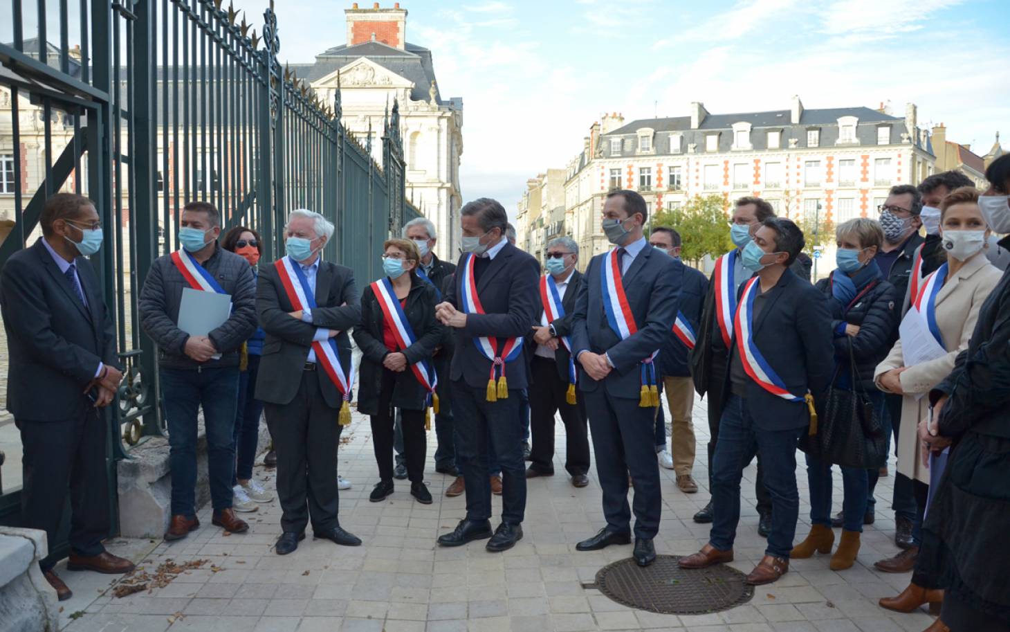 Confinement : des maires de la Vienne réclament des "règles justes pour le commerce"