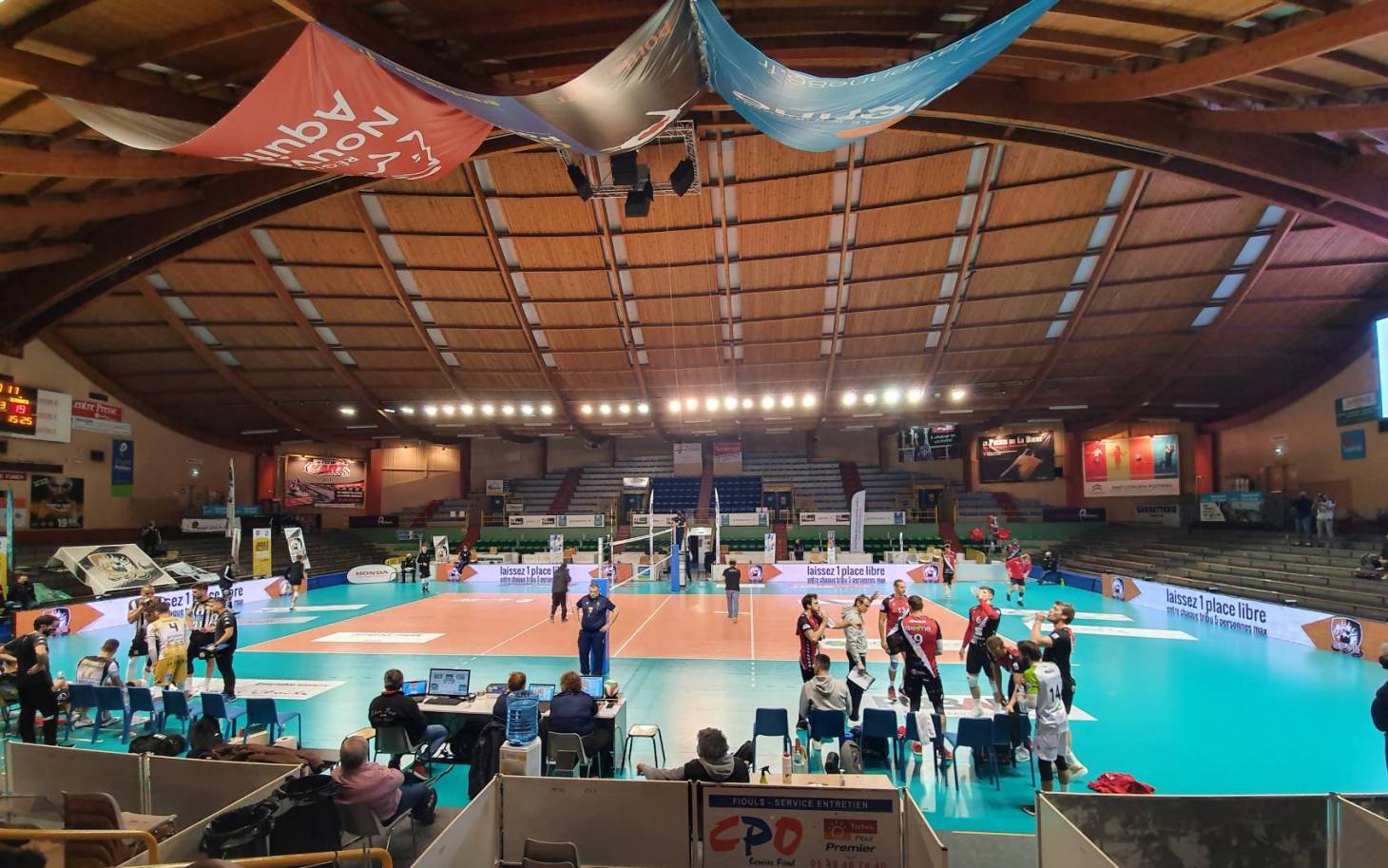 Volley/Ligue A - Poitiers s'incline au tie-break face à Cannes