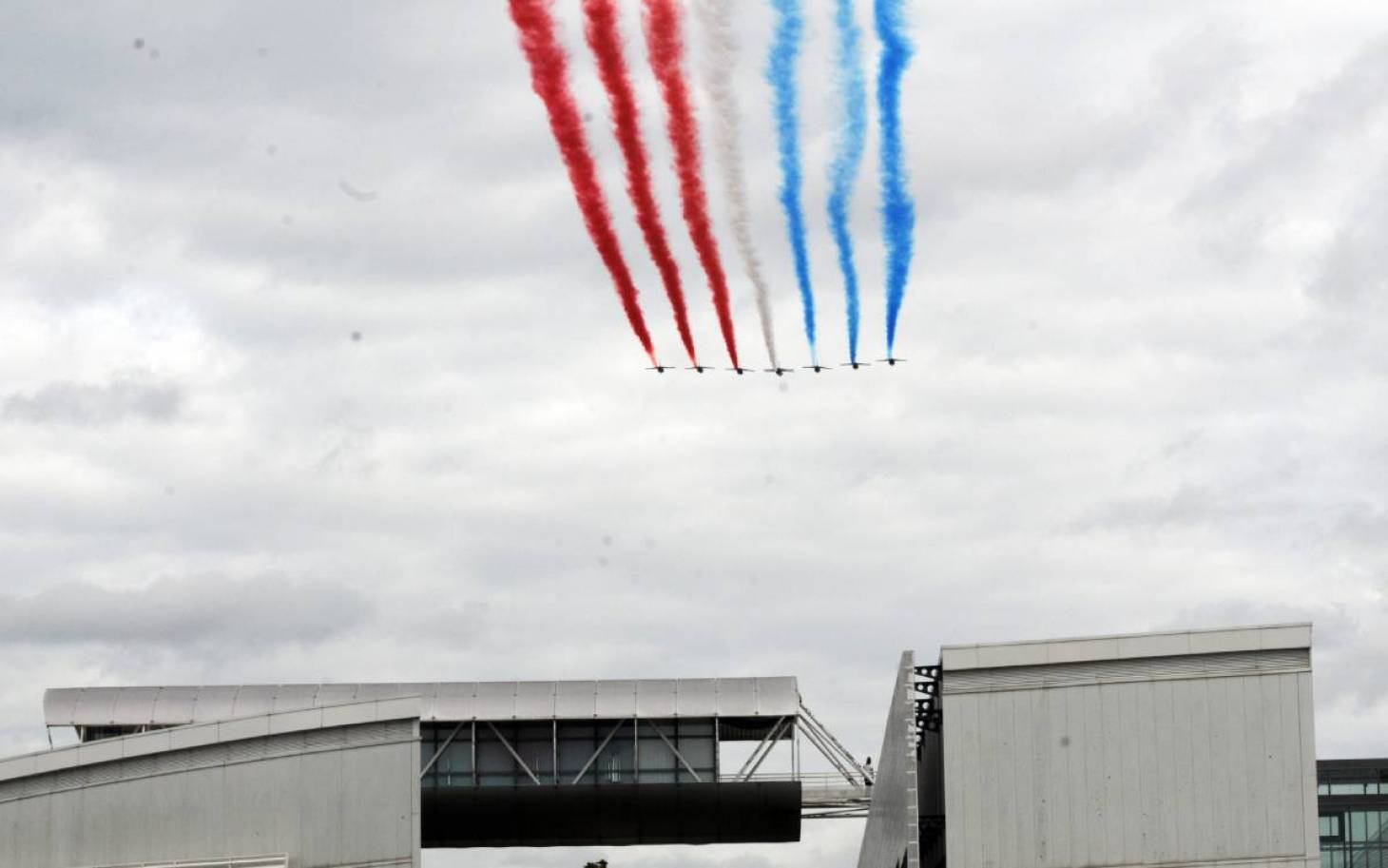 La Patrouille de France a survolé l'Ensma