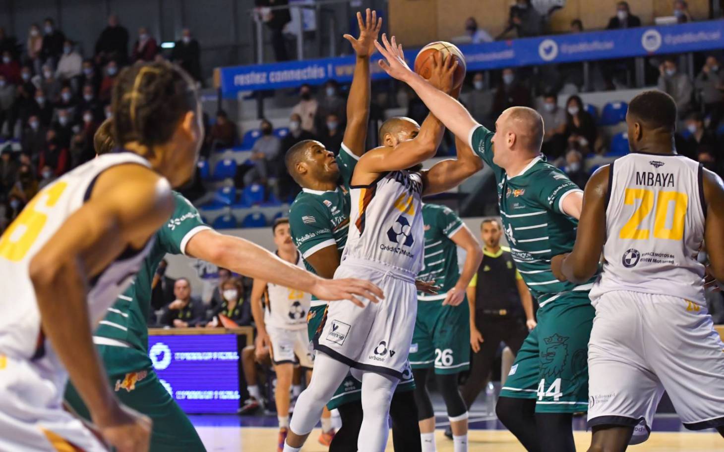 Basket - Treize à la suite à Vitré ?