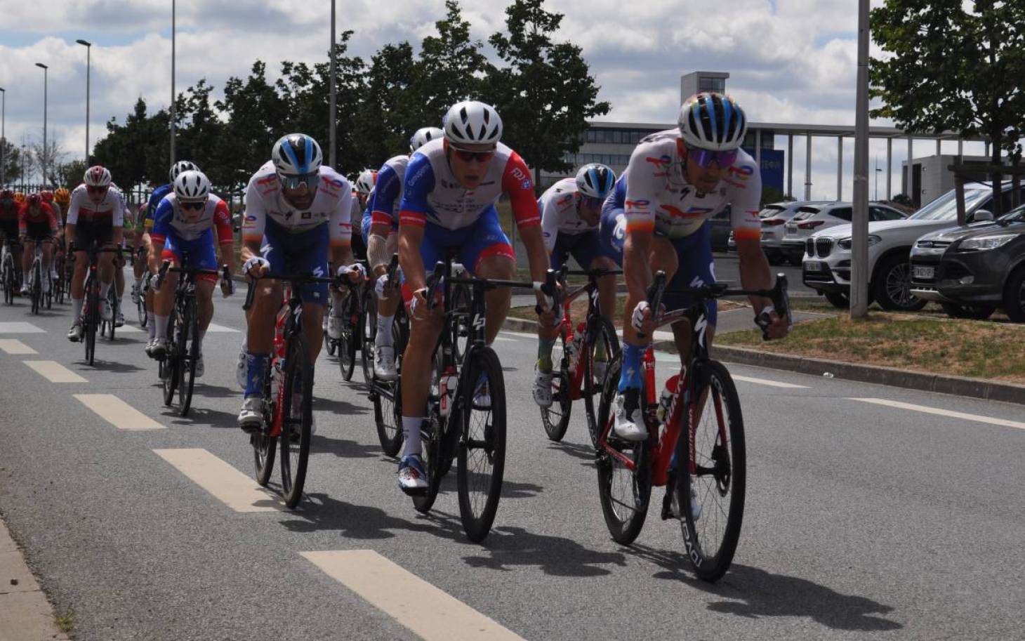 Cyclisme/TPC 2022 - Manzin s'impose à Poitiers, Küng vainqueur du général