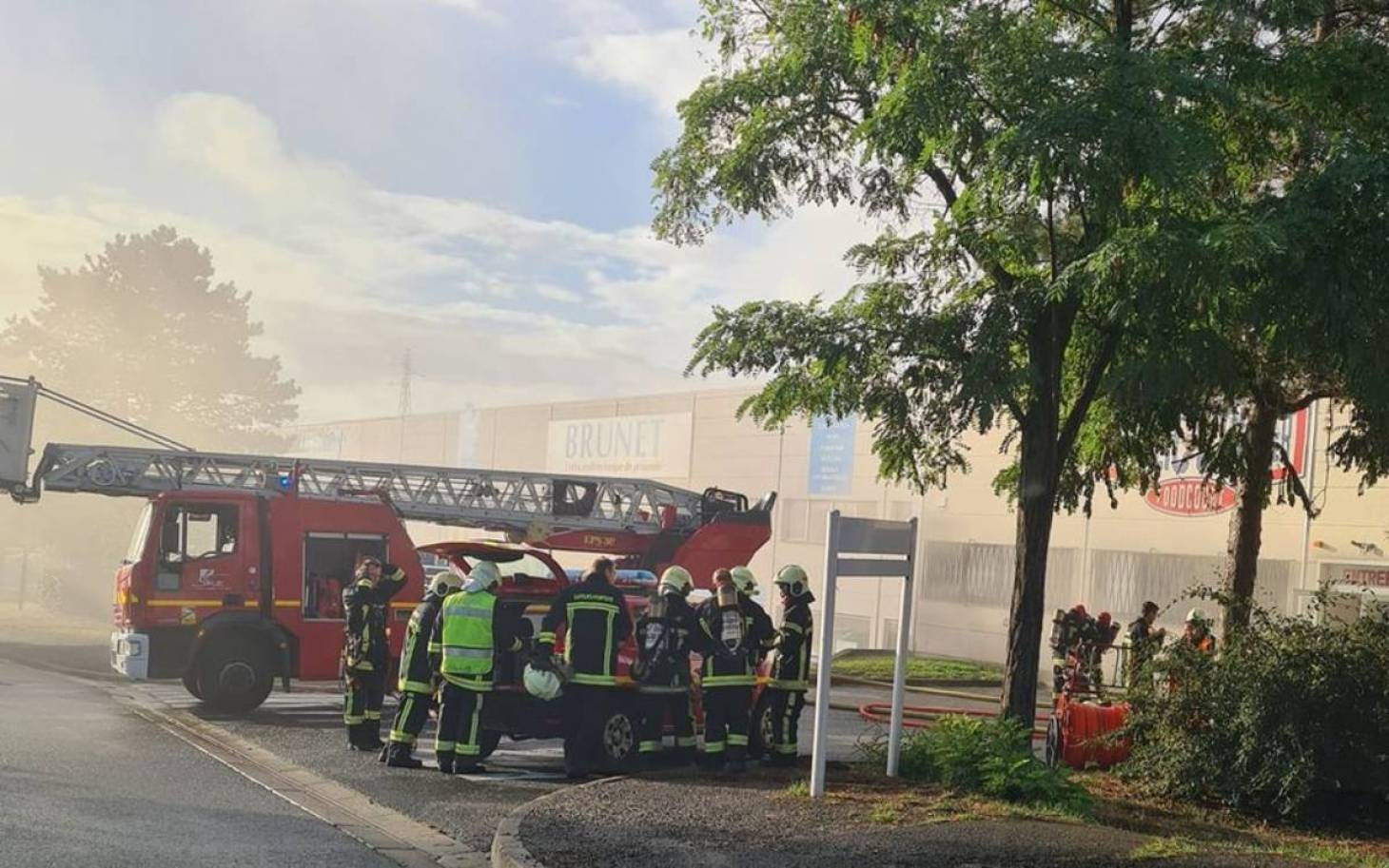 Poitiers - Incendie au Republic Corner ce matin