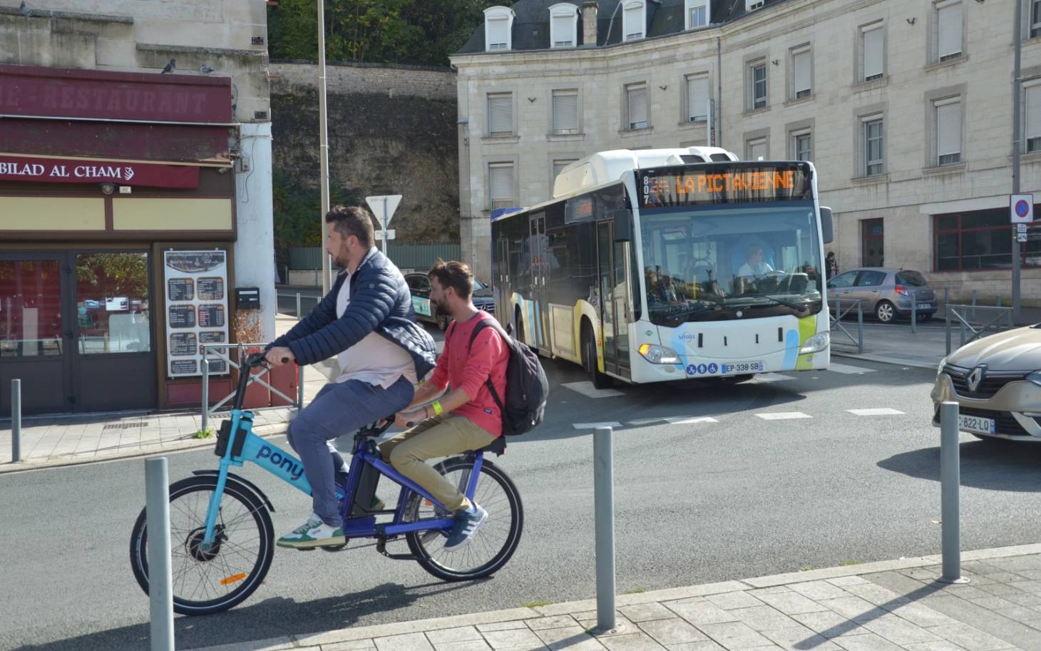 Poitiers adopte les Pony