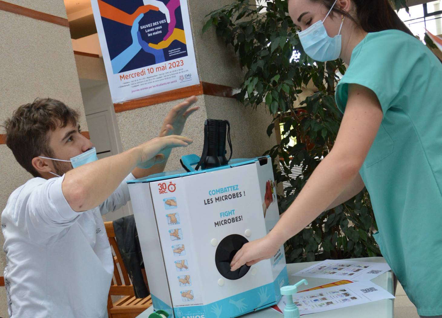 Le CHU sensibilise les Poitevins à l'hygiène des mains