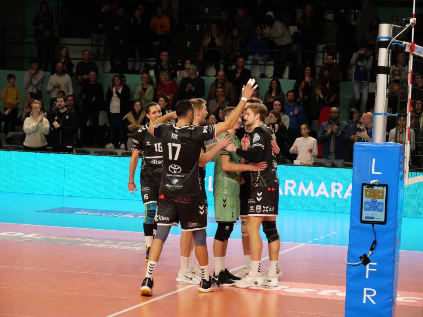 Volley/Marmara SpikeLigue - Poitiers s'impose face à Narbonne (3-1) et intègre le Top 8 pour les play-offs