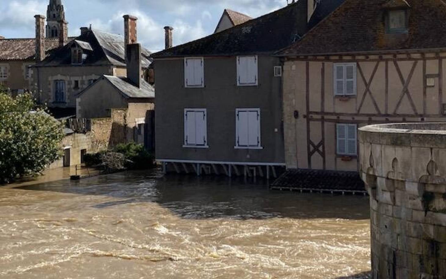 Vigilance rouge aux crues dans la Vienne