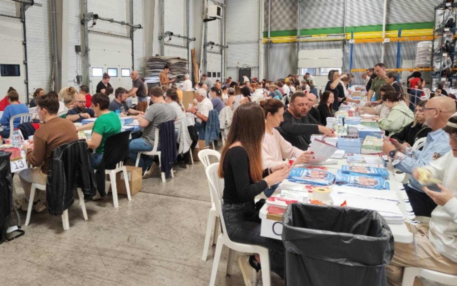Élections législatives - Les coulisses de la mise sous pli