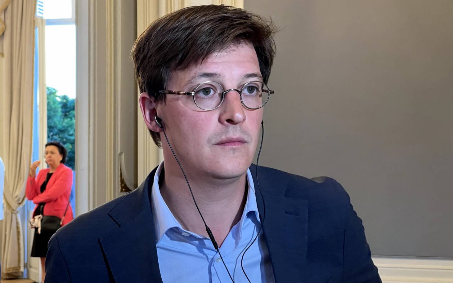 Sacha Houlié/2e circonscription : "J'invite les électeurs à soutenir la seule candidature démocrate et républicaine"