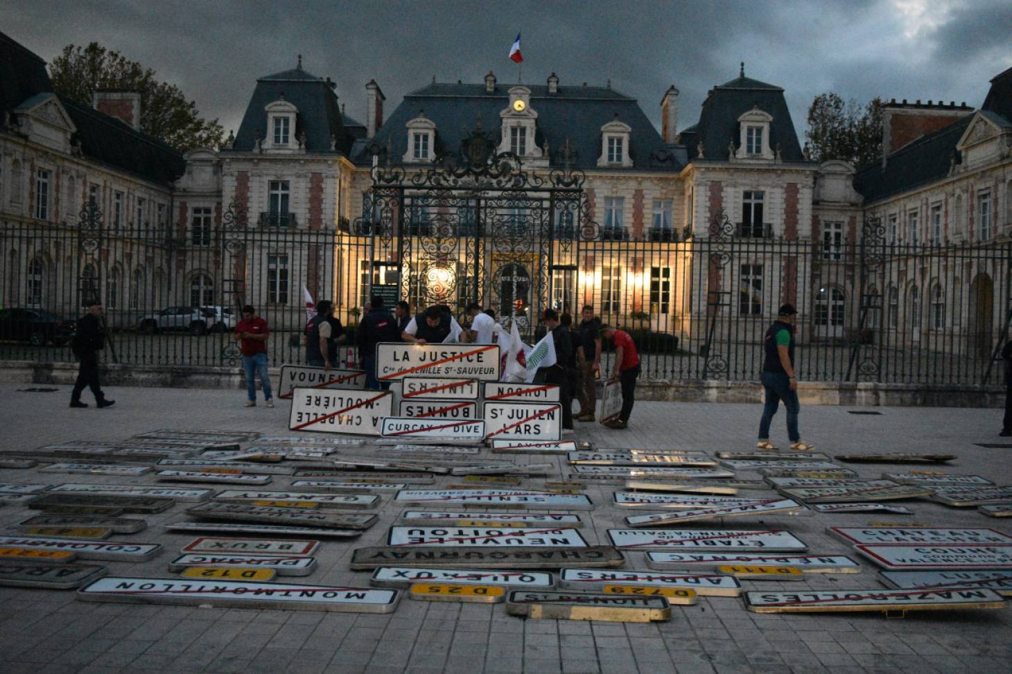 "Opération panneaux" de grande ampleur pour les agriculteurs