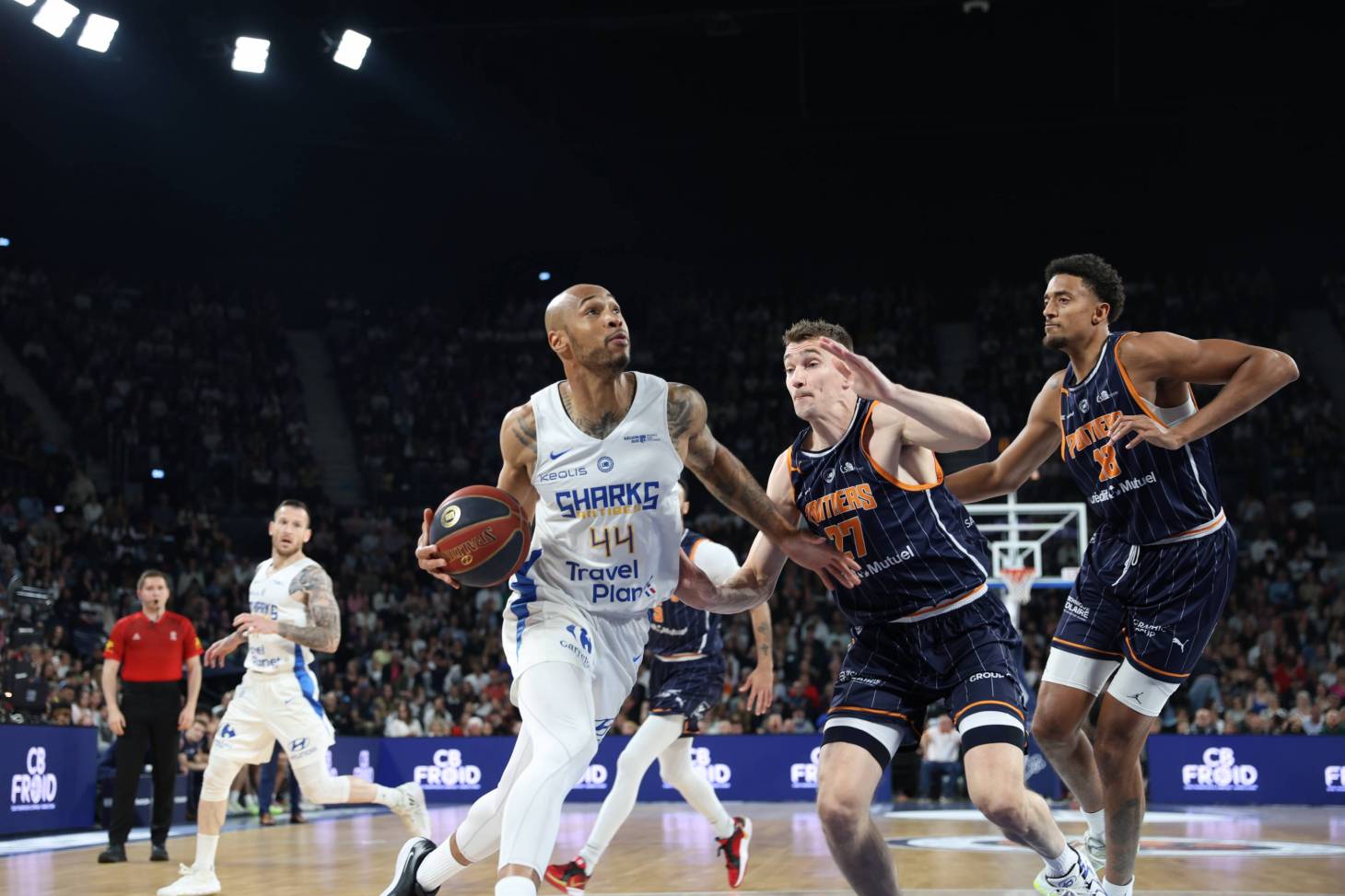 Entre émotion et déception : les play-offs s’éloignent