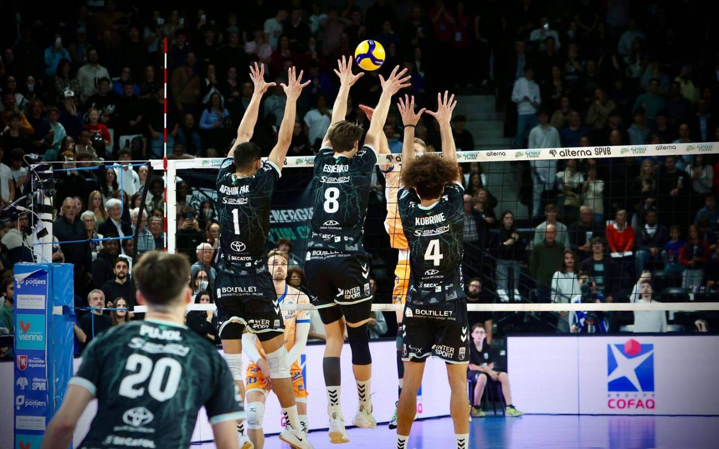 Volley/MSL - Poitiers impeccable à Cannes (0-3)