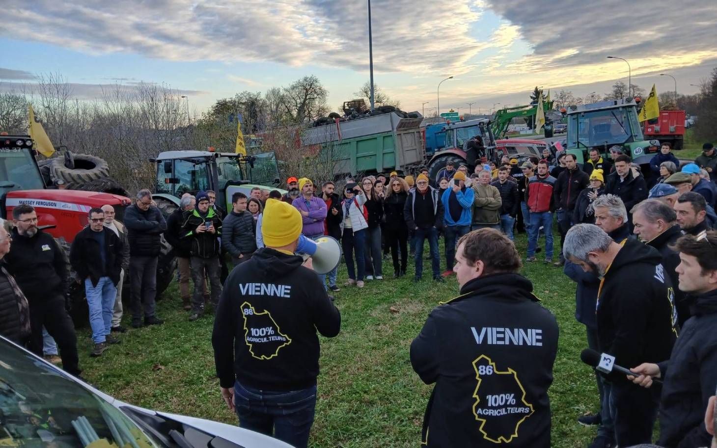 Colère agricole : les blocages se poursuivent