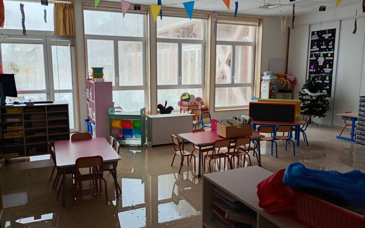 Ecole Andersen : 23 classes accueillies dès lundi après le dégât des eaux