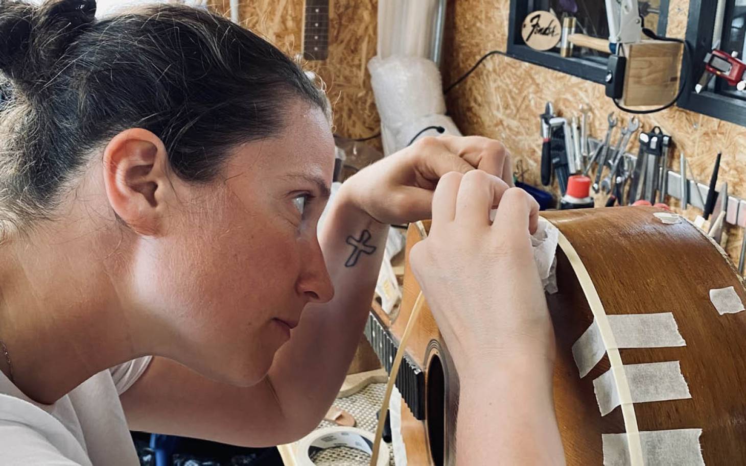 Héloïse Dubrulle, luthière ouvrière