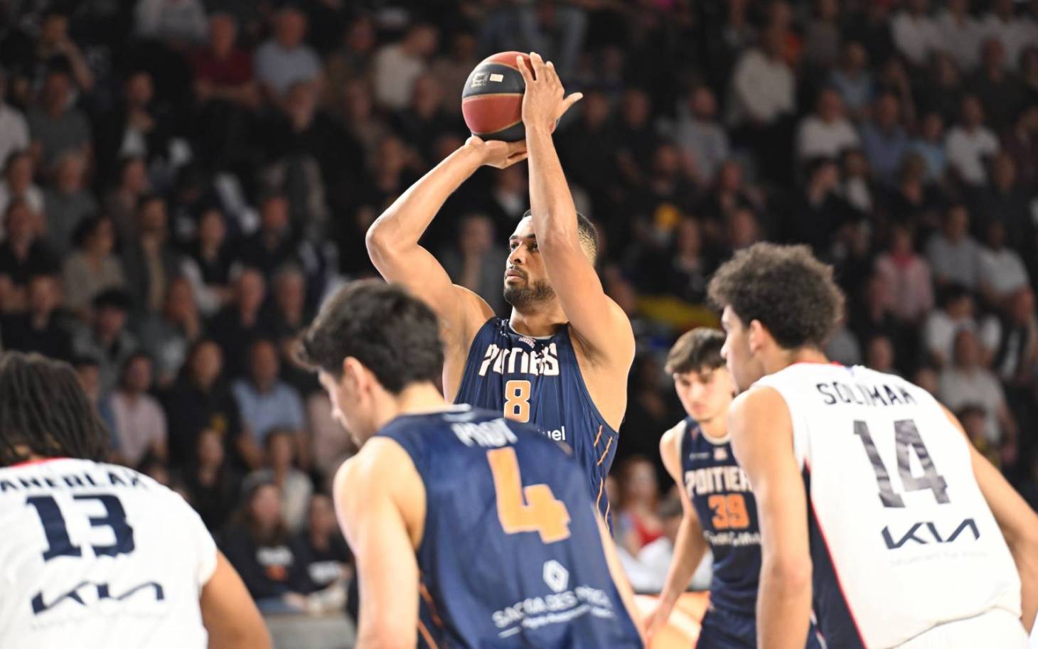 Basket/Elite 2 - Jordan Ratton prolonge au PB86