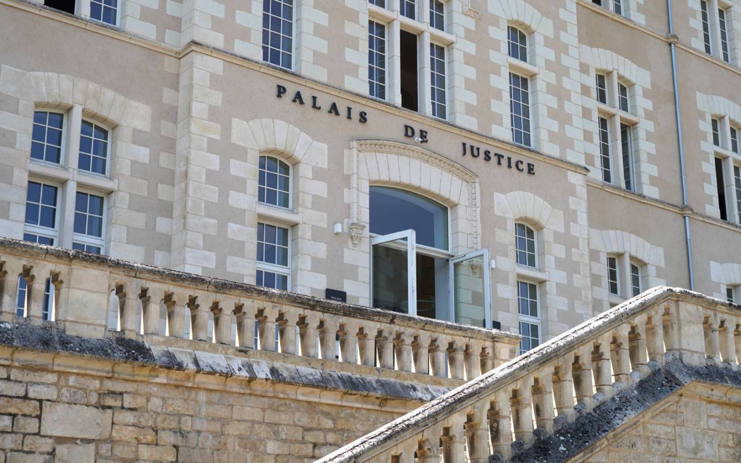 Après les violences du 17 octobre, 8 suspects arrêtés et 2 déjà condamnés