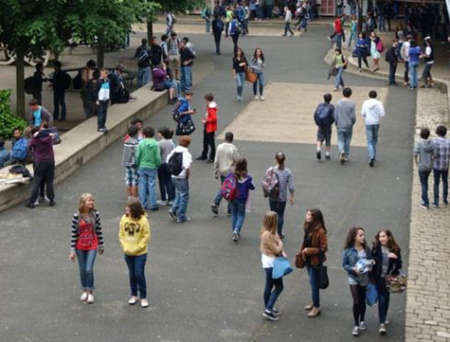 Quand l’école rhabille les excentricités