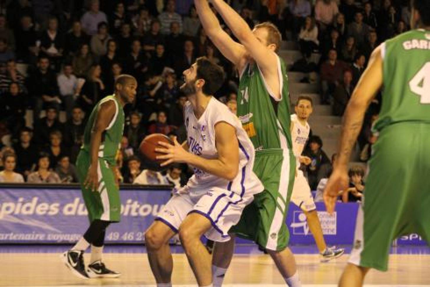 Nanterre en conquérant