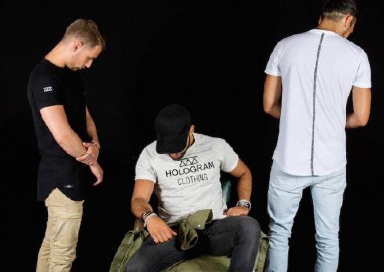 « Hologram Clothing » prend du relief