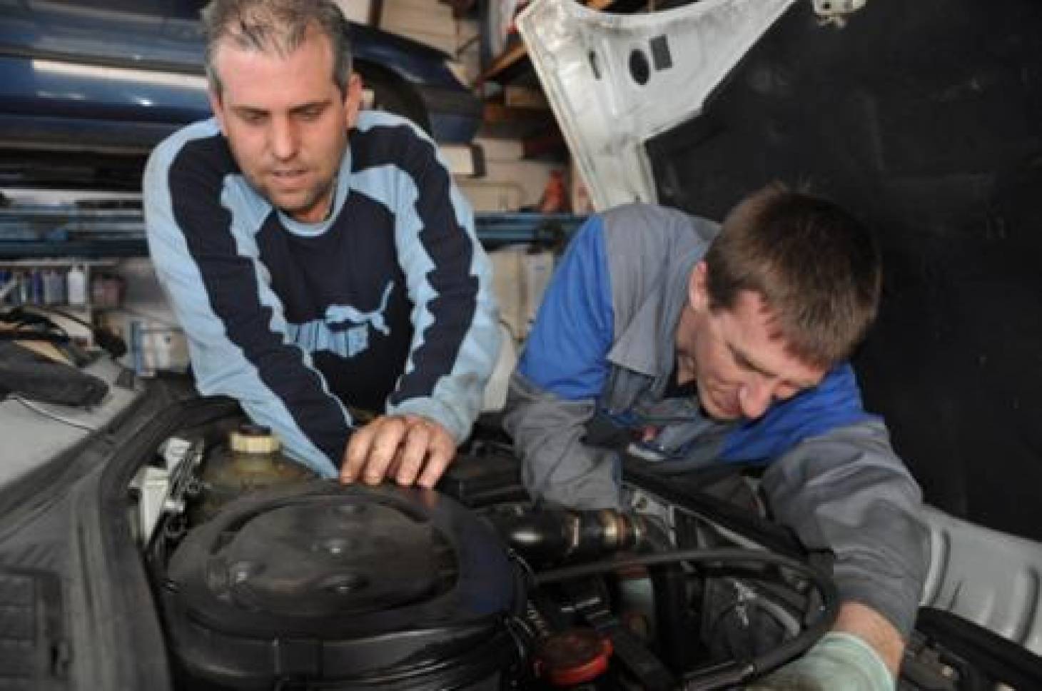 Les garagistes sur le pont