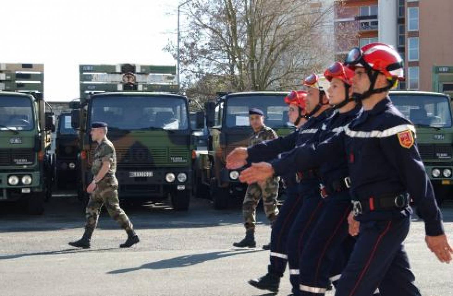 Les pompiers de la Vienne <br>sur les Champs-Elysées 