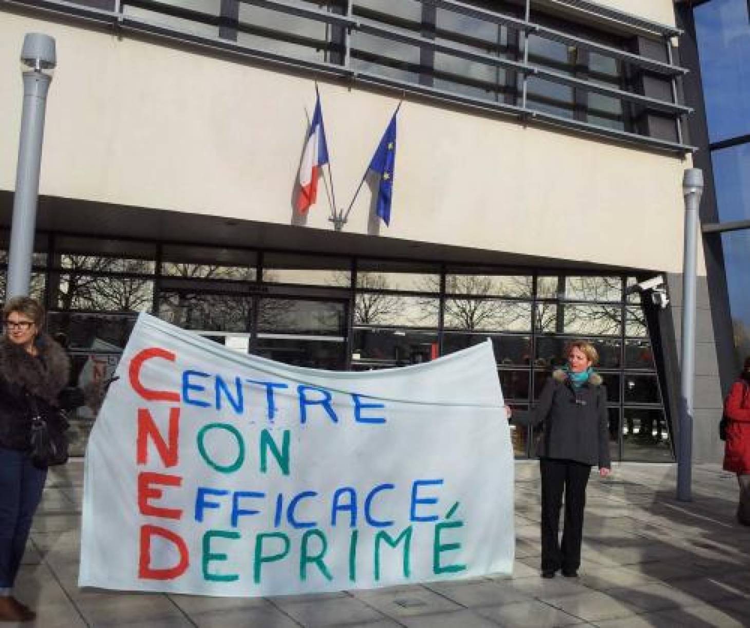 Cned : le centre "déprimé"