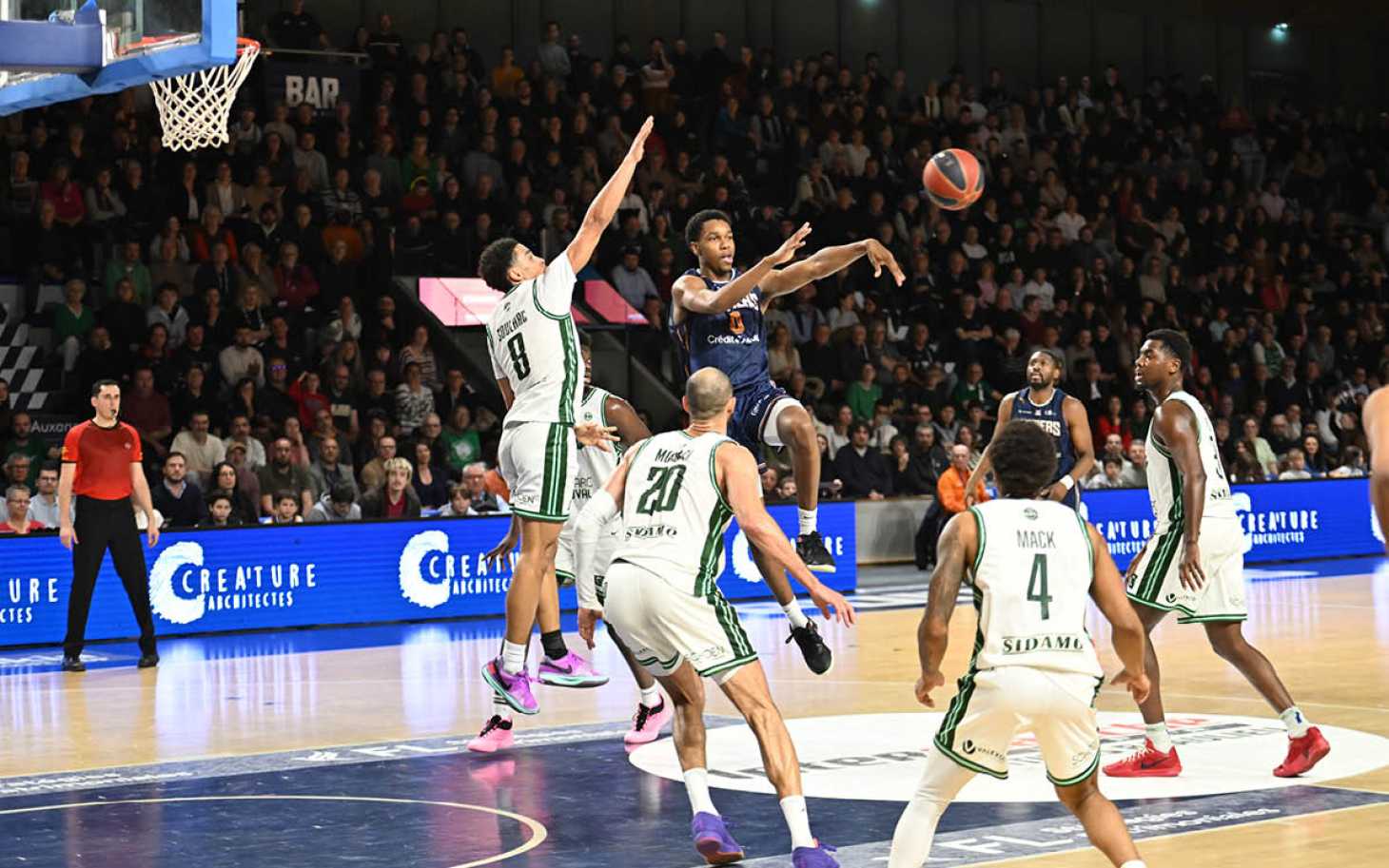 Poitiers-Scabb, pour regarder vers le haut