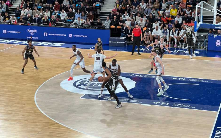 Basket/Pro B - Le PB86 bat Champagne Basket à l'Arena (76-72)