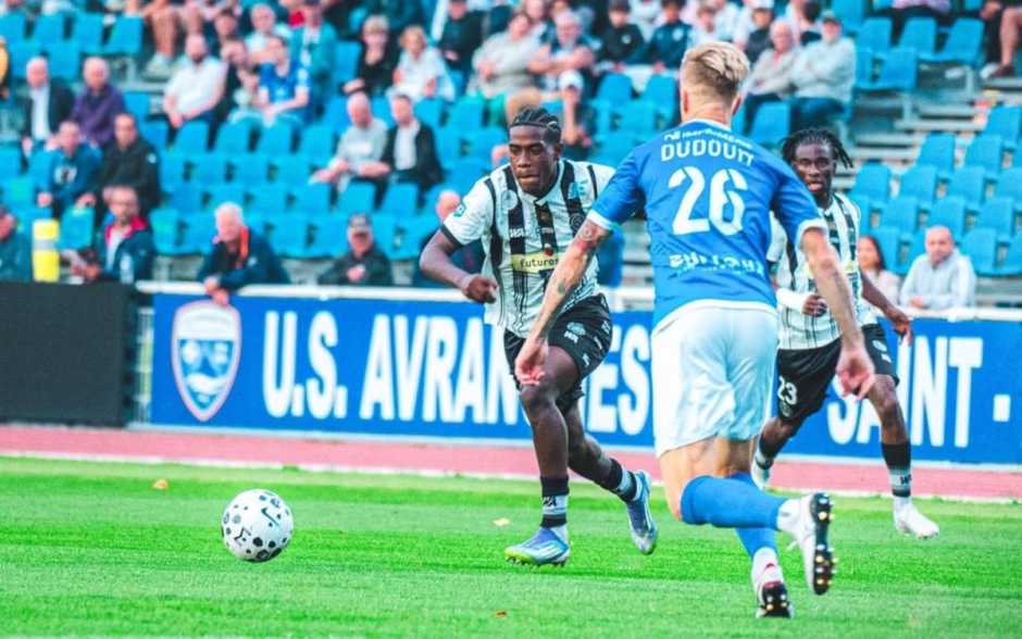 Football/National 2 - Le Stade poitevin lourdement défait à Avranches (4-0)