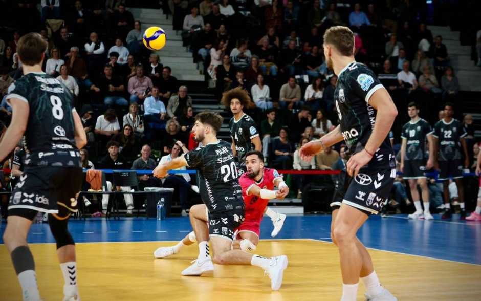 Volley/ Coupe CEV - Poitiers corrigé en Allemagne (3-1)
