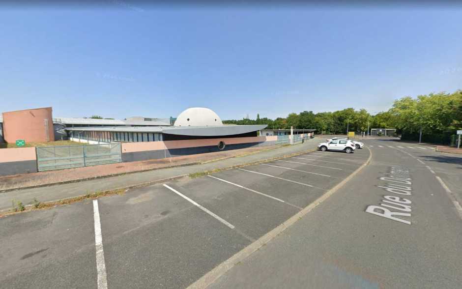 Coups de couteau devant le Dolmen : trois individus mis en cause