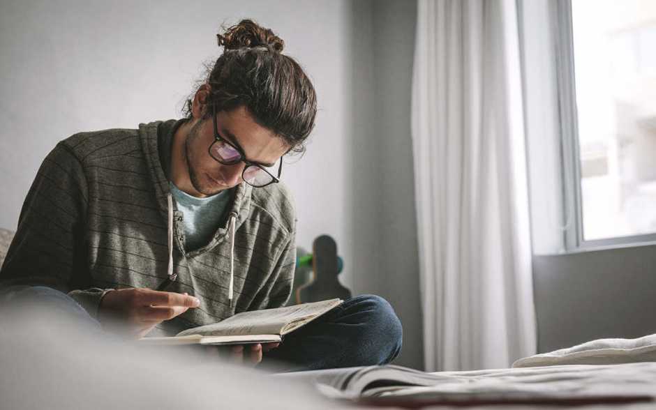 Les jeunes face à la précarité