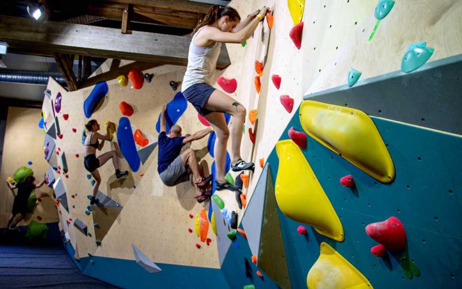 The Roof monte d’un bloc