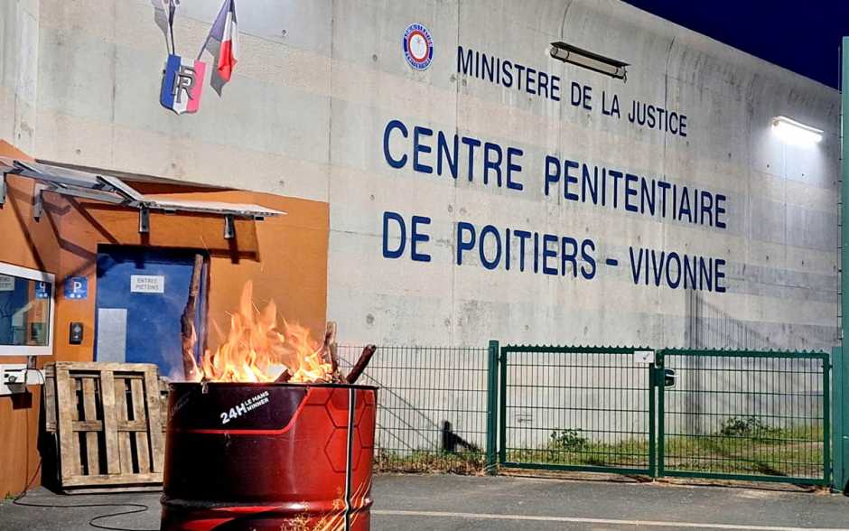 Vivonne : les surveillants à bout