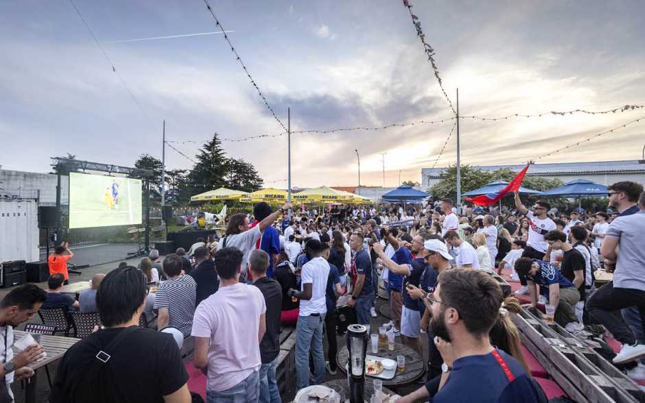 Le Republic Corner  en mode Coupe du monde
