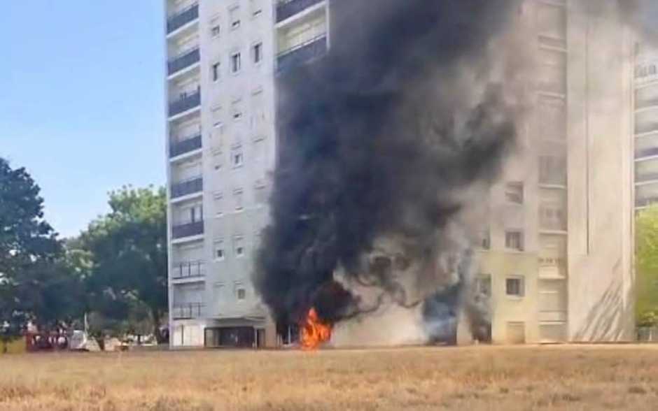 Feu d'immeuble aux Couronneries, un appartement entièrement détruit