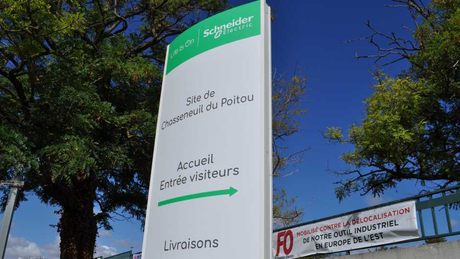 Schneider Electric : le site industriel de Chasseneuil-du-Poitou fermera ses portes en 2028