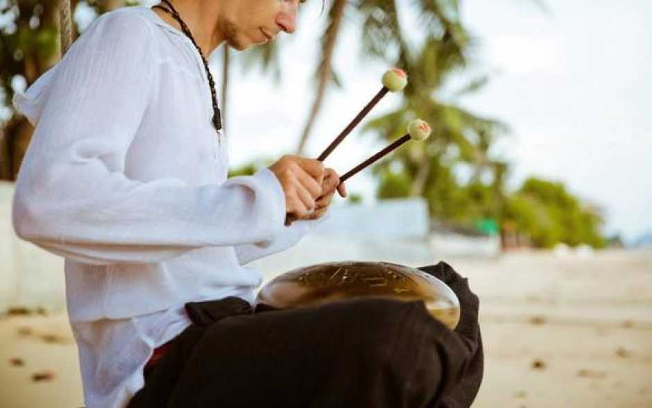 Qu'est-ce qu'un tongue drum ?