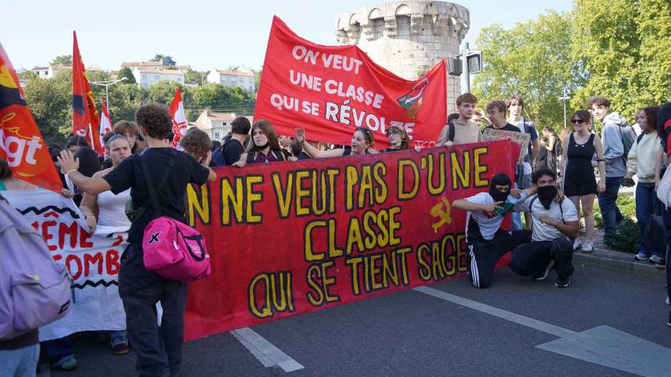 Mobilisation lycéenne : 5 000 manifestants dans les rues de Poitiers