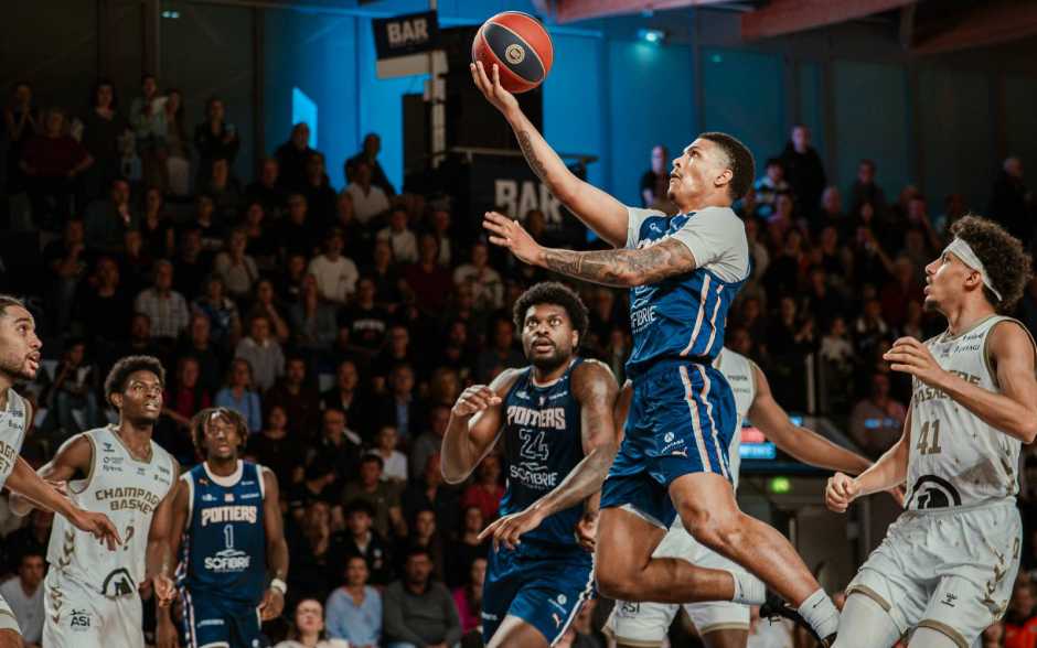 Basket/Elite 2 - Le PB86 enchaîne à Fos (67-80)
