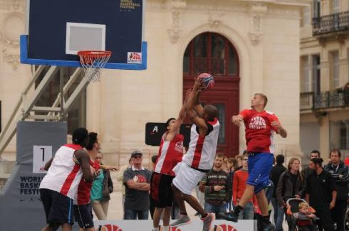 Le basket s'empare (encore) de la ville