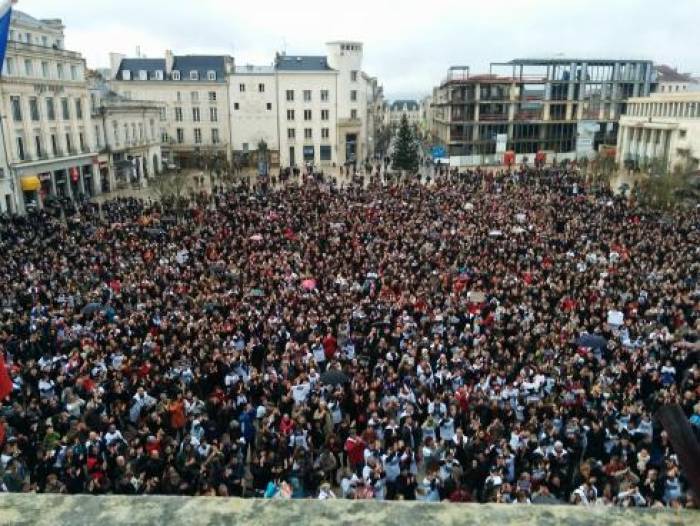 Poitiers est Charlie