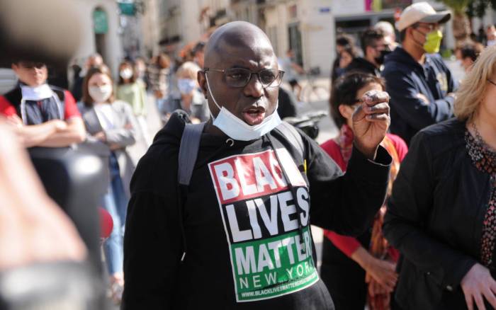 Racisme : « Prendre des mesures fortes »