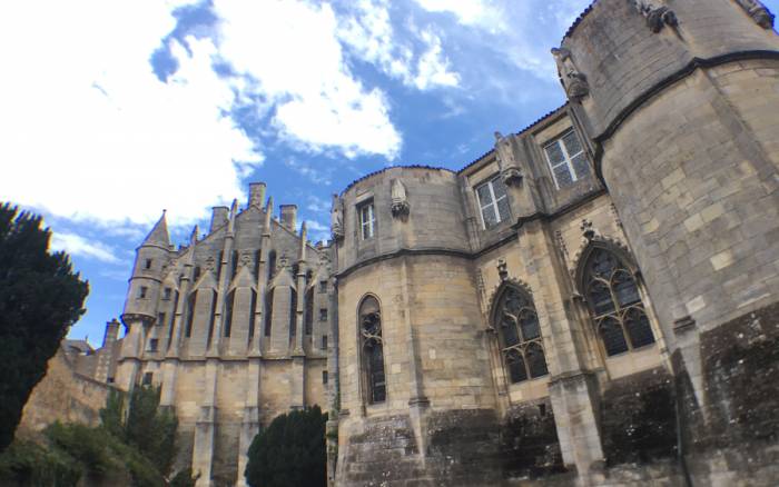 Poitiers/archéologie : Une campagne de fouilles démarre sous la tour Maubergeon