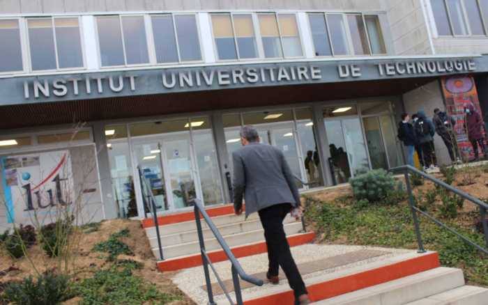 IUT/Poitiers - 2021, droit au BUT