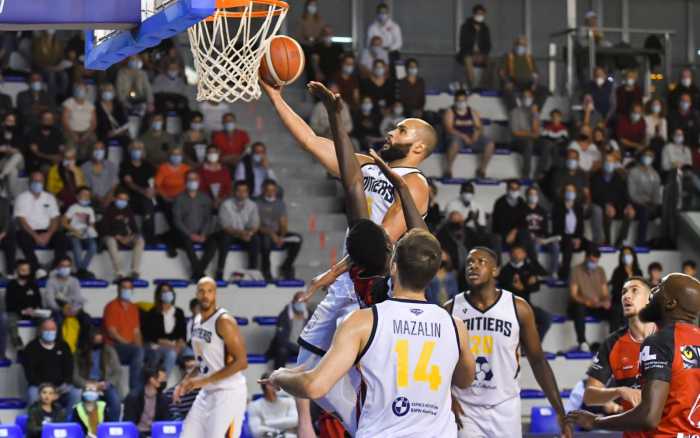 Basket - Le PB86 pour une première à Rennes