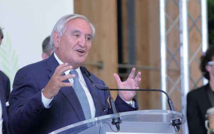 Jean-Pierre Raffarin : « Le leadership est une nécessité »